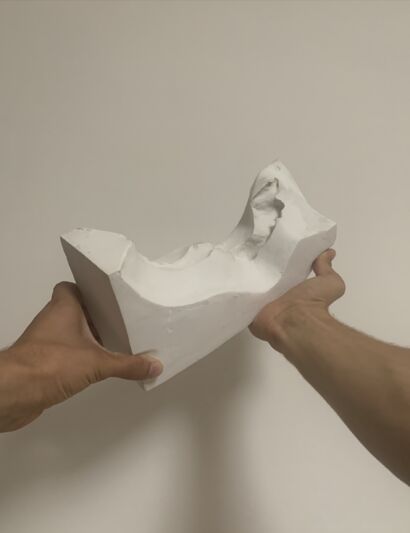 Blocco - a Sculpture & Installation Artowrk by Davide Gobbo